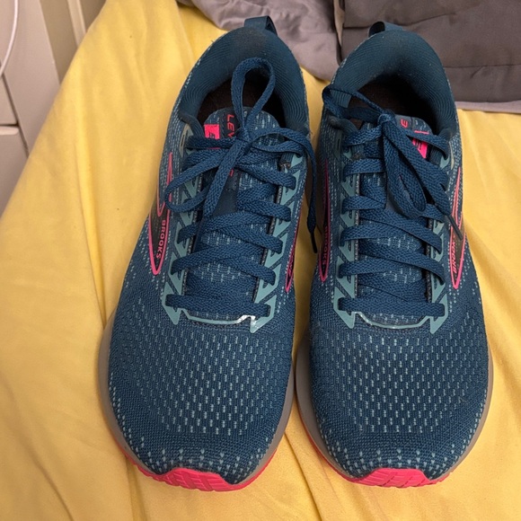 Brooks Shoes - Brooks Blue and Pink Athletic Shoes
